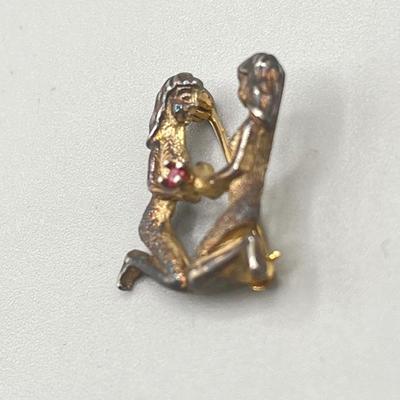 LOT 3: Four Vintage Pins / Brooches Including One Sterling Signed Les Bernard