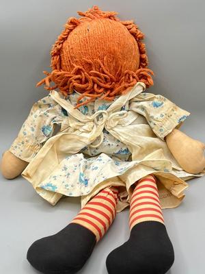 LOT 7: Vintage Dolls / Toys - Raggedy Ann and More