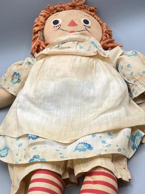 LOT 7: Vintage Dolls / Toys - Raggedy Ann and More