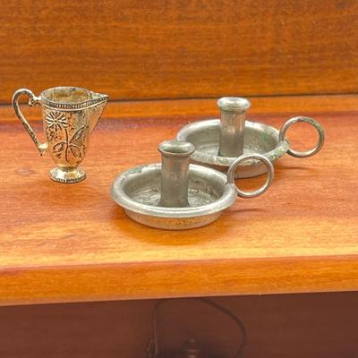 LOT 8: Collection of Miniature Figurines in Mini Display Hutch