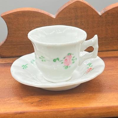 LOT 8: Collection of Miniature Figurines in Mini Display Hutch