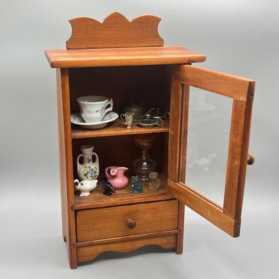 LOT 8: Collection of Miniature Figurines in Mini Display Hutch
