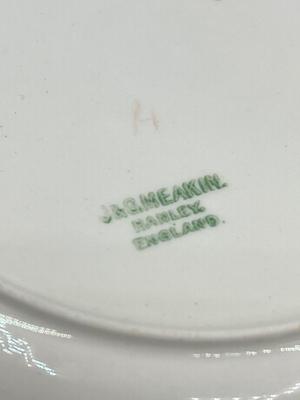 LOT 9: English China Collection