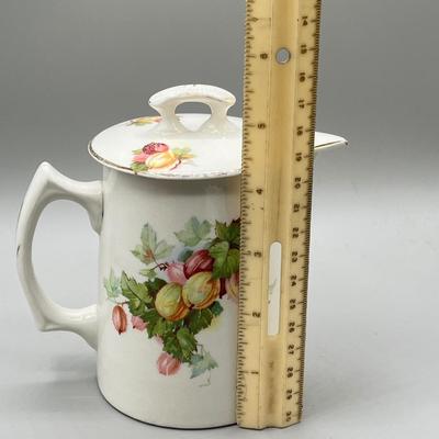 LOT 13: American Pottery Ceramics Collection - Stangl and More