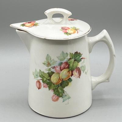 LOT 13: American Pottery Ceramics Collection - Stangl and More