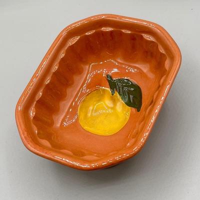 LOT 13: American Pottery Ceramics Collection - Stangl and More