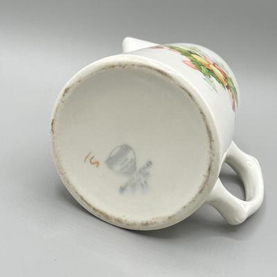 LOT 13: American Pottery Ceramics Collection - Stangl and More
