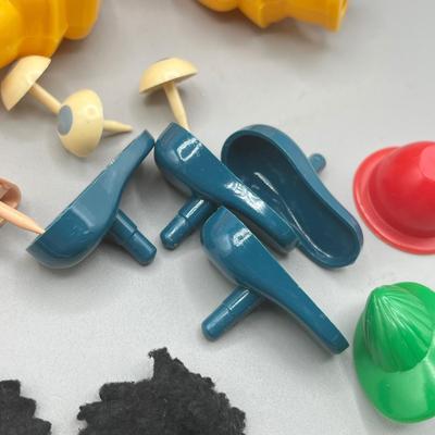 LOT 14: Vintage Oscar the Orange and Mr. Potato Head Playset in Original Box