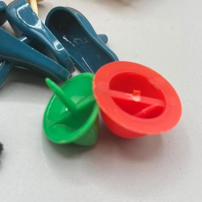 LOT 14: Vintage Oscar the Orange and Mr. Potato Head Playset in Original Box