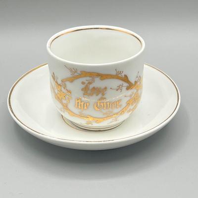 LOT 24: Trinket Dishes and Antique / Vintage Ceramic Souvenirs