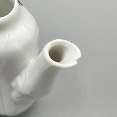 LOT 24: Trinket Dishes and Antique / Vintage Ceramic Souvenirs