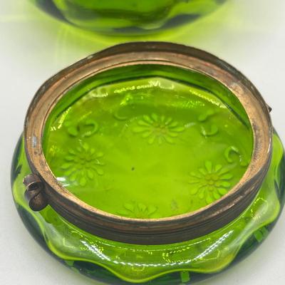 LOT 25: Antique Emerald Green Glass Cream and Sugar Set + Glass Lidded Tinket Dish