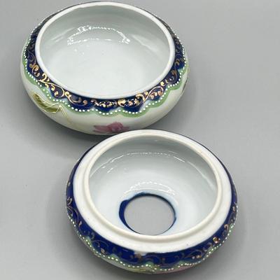 LOT 26: Antique / Vintage Trinket Dishes, Perfume Dauber