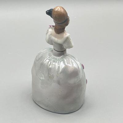 LOT 26: Antique / Vintage Trinket Dishes, Perfume Dauber