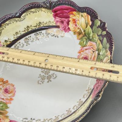 LOT 28: Mixed Ceramics Pieces