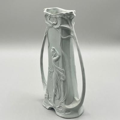 LOT 32: Antique Schafer & Vater Jasperware Vase