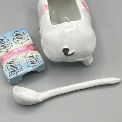 LOT 33: Collection of Vintage / Antique Figurines