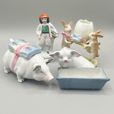 LOT 33: Collection of Vintage / Antique Figurines