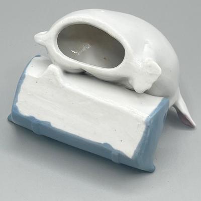 LOT 33: Collection of Vintage / Antique Figurines