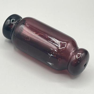 LOT 34: Vintage / Antique Glass Pieces