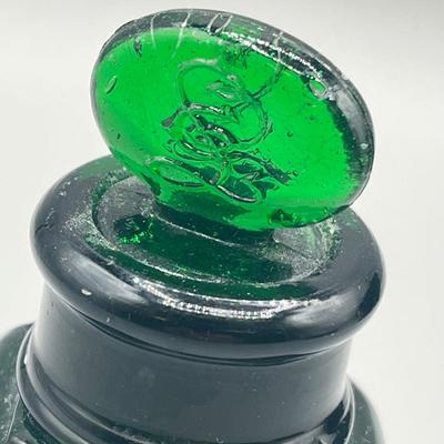 LOT 34: Vintage / Antique Glass Pieces