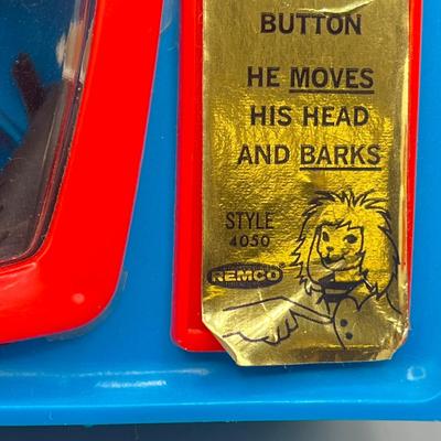 LOT 39: Remco 1966 Vintage TV Jones Poodle Dog Toy w/ Original TV Case and Accessories