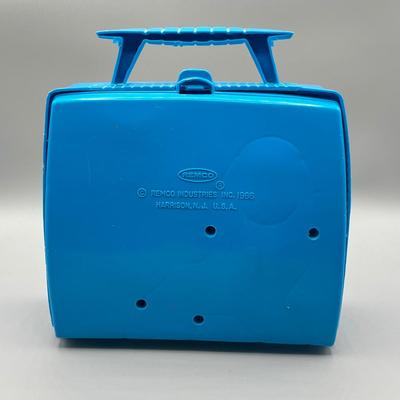 LOT 39: Remco 1966 Vintage TV Jones Poodle Dog Toy w/ Original TV Case and Accessories