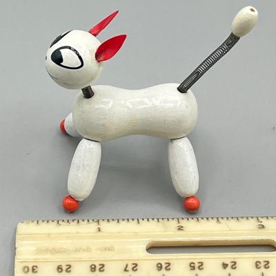 LOT 40: Vintage Cat Figurines - Salt and Pepper Shakers and More