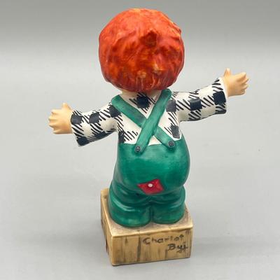 LOT 41: Collection of Vintage Goebel Hummel Figurines