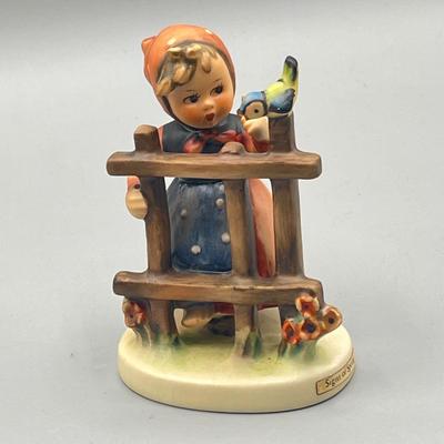LOT 41: Collection of Vintage Goebel Hummel Figurines