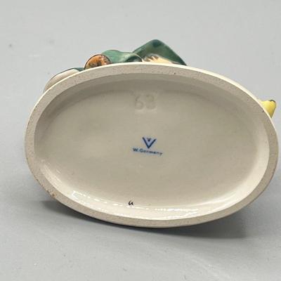 LOT 41: Collection of Vintage Goebel Hummel Figurines