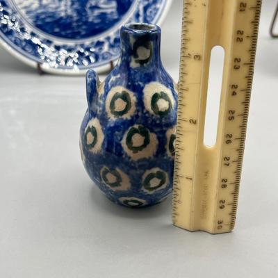 LOT 42: Blue and White Vintage Porcelain Pieces - Delft and More