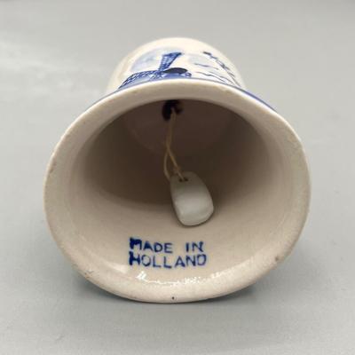 LOT 42: Blue and White Vintage Porcelain Pieces - Delft and More