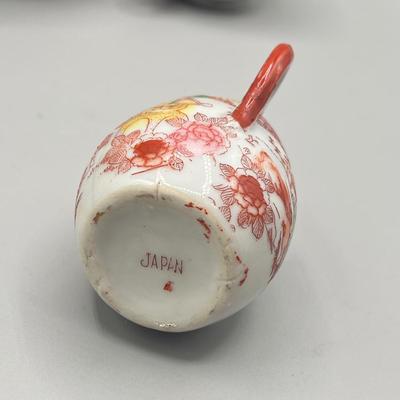 LOT 44: Children's Japanese Tea Set