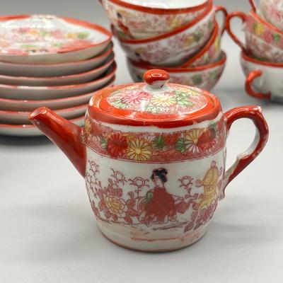 LOT 44: Children's Japanese Tea Set