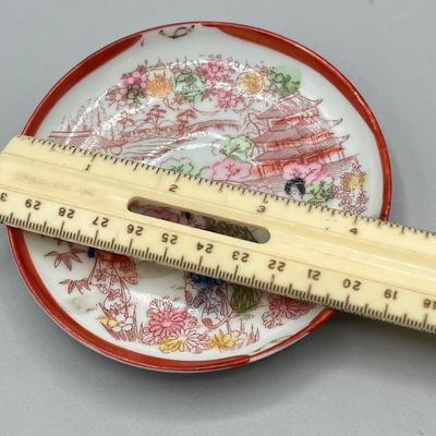 LOT 44: Children's Japanese Tea Set