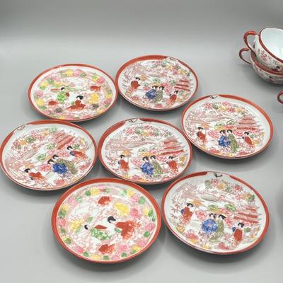 LOT 44: Children's Japanese Tea Set
