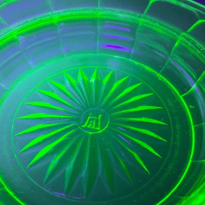 LOT 49: Vintage Uranium Glass Pieces