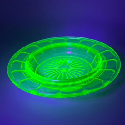 LOT 49: Vintage Uranium Glass Pieces