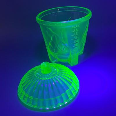LOT 49: Vintage Uranium Glass Pieces