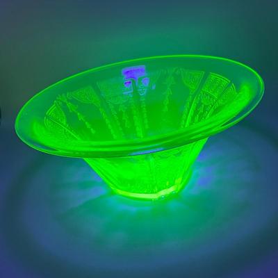 LOT 51: Large Vintage Uranium Glass Bowl and Plates