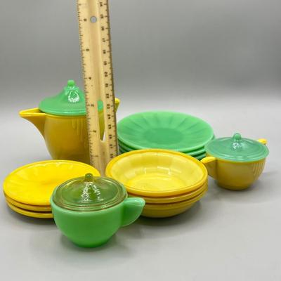 LOT 52: Children's Play Dishes and Utensils - Slag Glass Set Pieces and More
