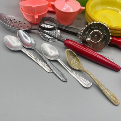 LOT 52: Children's Play Dishes and Utensils - Slag Glass Set Pieces and More