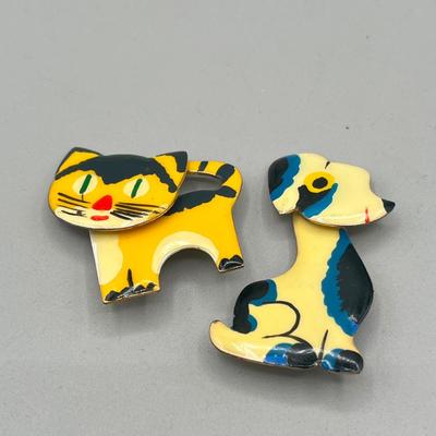 LOT 54: Dog and Cat Collectibles - Pins, Figurines, Antique Mug