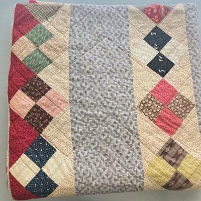 LOT 60: Antique Handmade Quilt