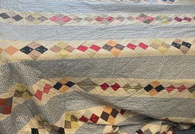 LOT 60: Antique Handmade Quilt
