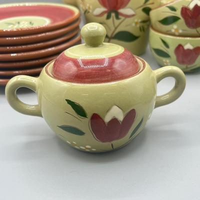 LOT 61: Magnolia Pattern Vintage Stangl Pottery Coffee Pot and More