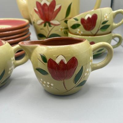 LOT 61: Magnolia Pattern Vintage Stangl Pottery Coffee Pot and More