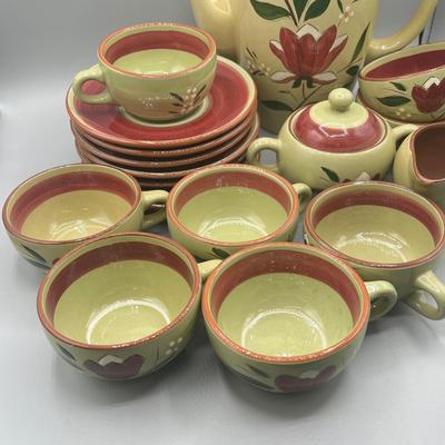 LOT 61: Magnolia Pattern Vintage Stangl Pottery Coffee Pot and More