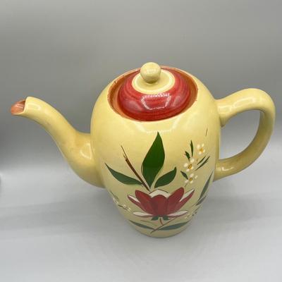 LOT 61: Magnolia Pattern Vintage Stangl Pottery Coffee Pot and More